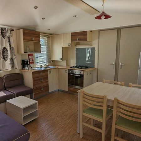 阿普特 Lubea Camping酒店 外观 照片