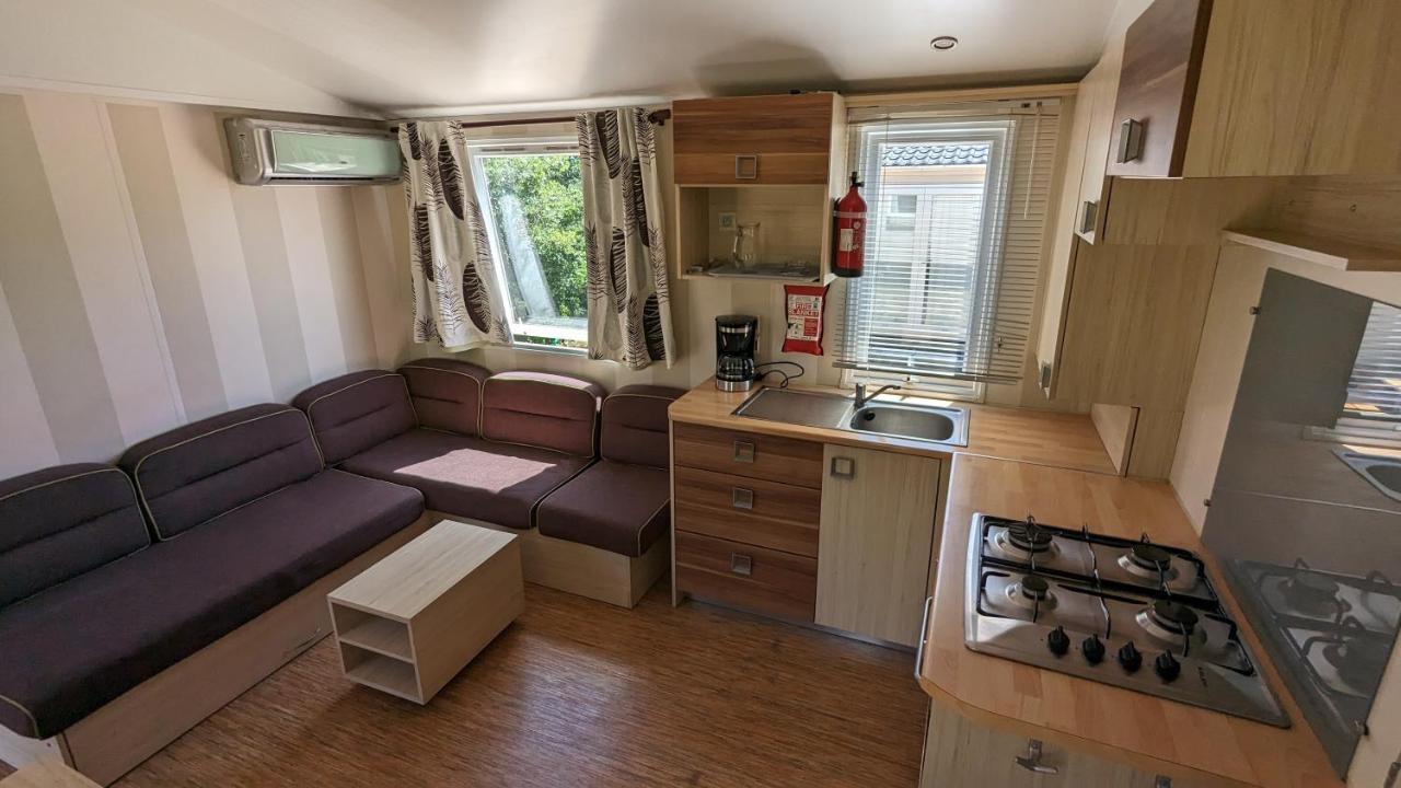 阿普特 Lubea Camping酒店 外观 照片